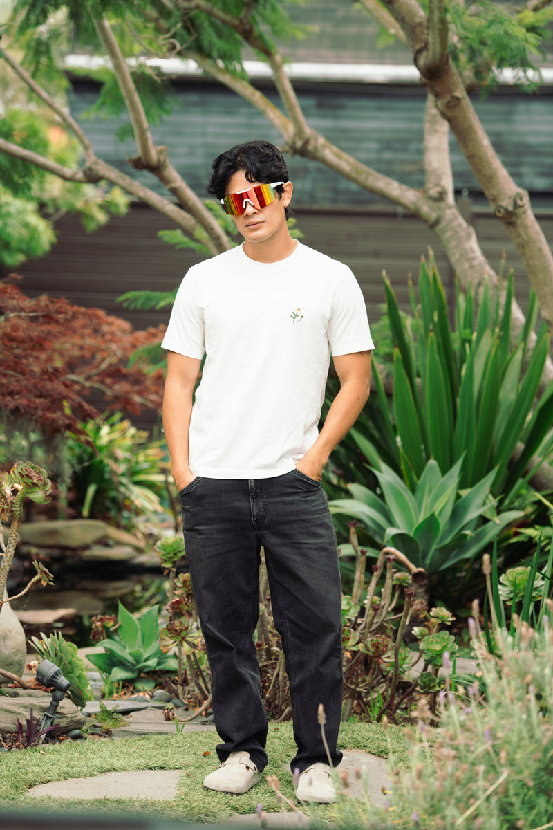 Extra photo for T2 Sunmask with Rainbow Mirror in White