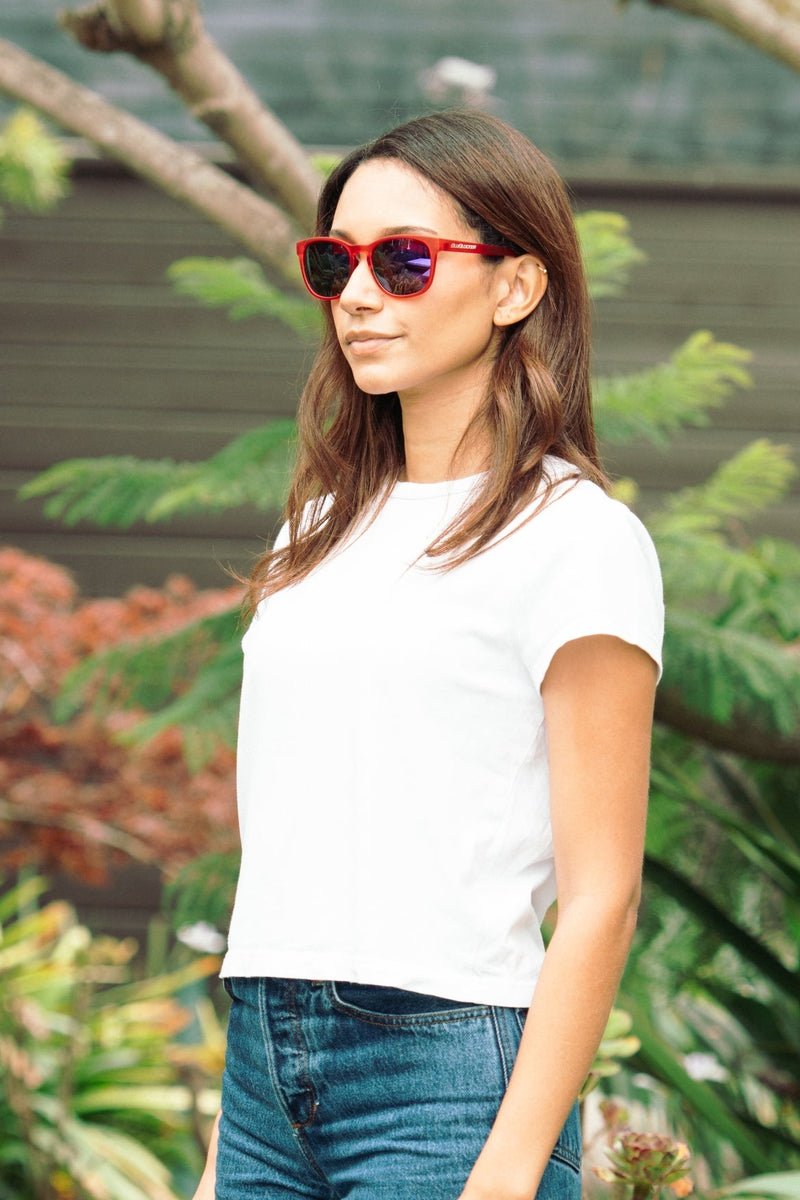 Extra photo for Belmont Polarized in Crystal Red