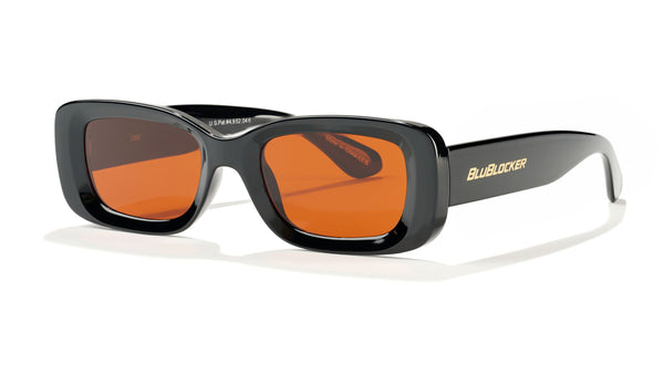 Mākena in Glossy Black